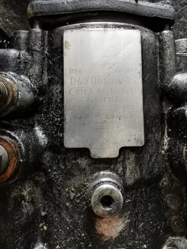 Pompa injectie 2.0 dti Opel  cod 0470504015, 24413103