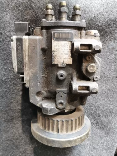 Pompa injectie Audi A6 2.5 tdi din 2002 0470506010 059130106C